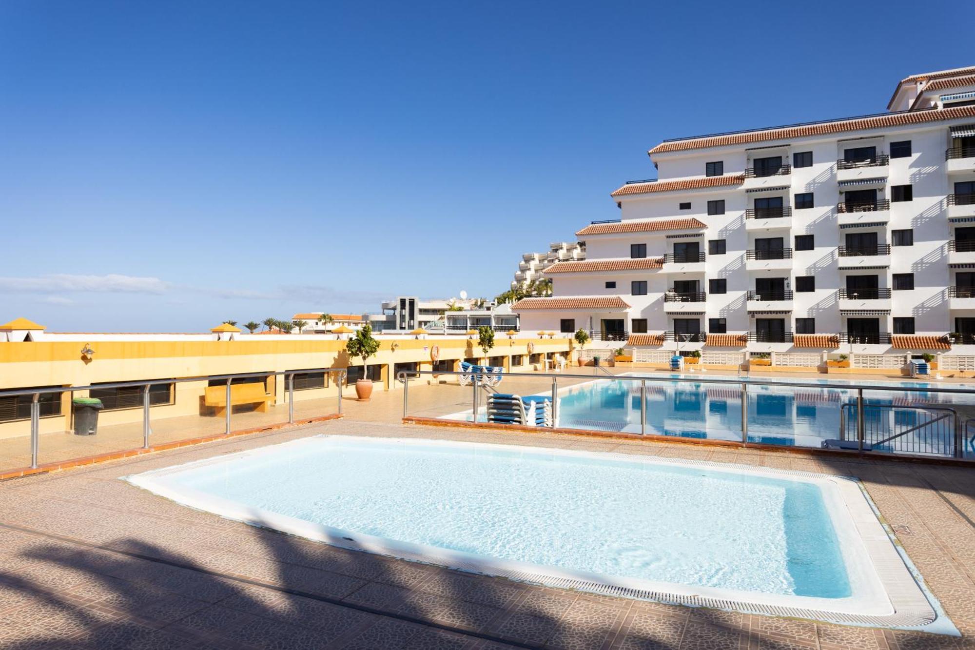 Seguro El Sol En Playa De La Arena Apartman Puerto de Santiago  Kültér fotó